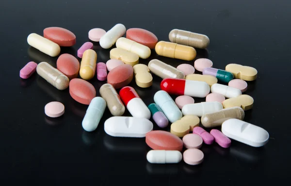 Tabletter, tabletter och kapslar — Stockfoto