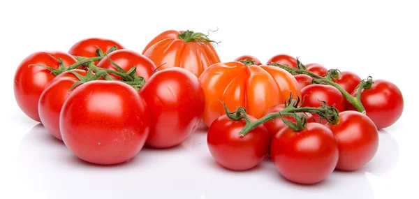 Kluster och biff tomater — Stockfoto