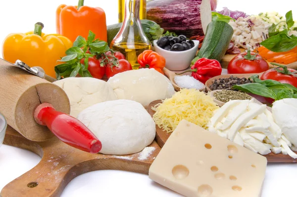 Ingredients to make a pizza — Stock Photo, Image