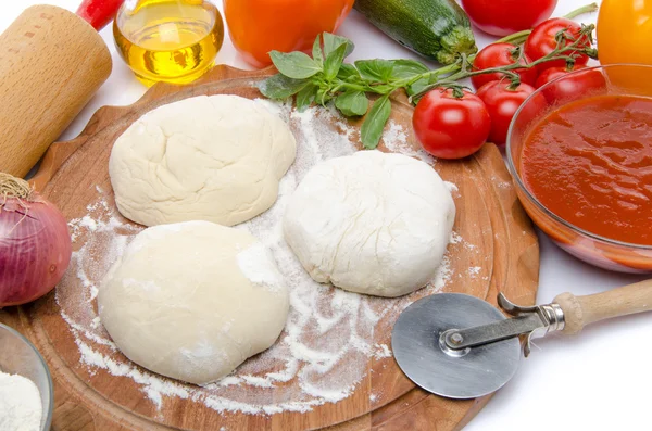 Ingredientes para hacer una pizza —  Fotos de Stock