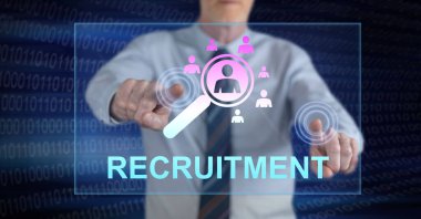 Adam dokunmatik ekranda işe alım konseptine parmaklarıyla dokunuyor.