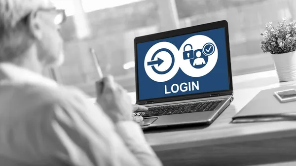 Laptop Skärm Visar Ett Login Koncept — Stockfoto