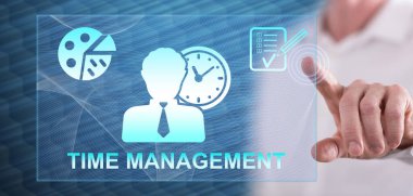 Adam dokunmatik ekranda zaman yönetimi kavramına parmağıyla dokunuyor.