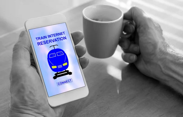Mains Masculines Tenant Smartphone Avec Concept Réservation Internet Train Une — Photo