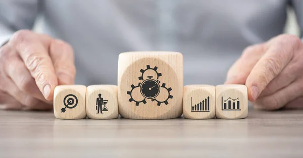 Houten Blokken Met Symbool Van Het Productiviteitsconcept — Stockfoto