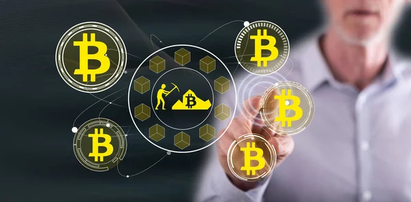 Man Aanraken Van Een Bitcoin Mijnbouw Concept Een Touch Screen — Stockfoto