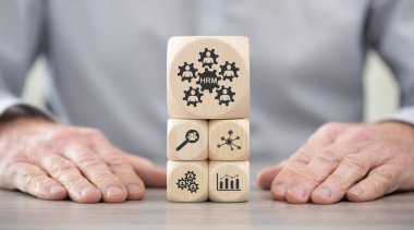 Ahşap bloklar Rem kavramının sembolü