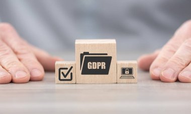 Gdpr kavramının sembolü olan tahta bloklar