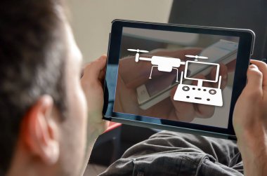 Bir tablette insansız hava aracı kavramı