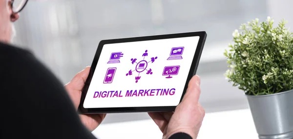 Schermo Del Tablet Che Mostra Concetto Marketing Digitale — Foto Stock