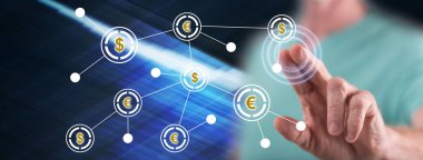 Finansal ağ parmağıyla bir dokunmatik ekran üzerinde dokunmadan adam