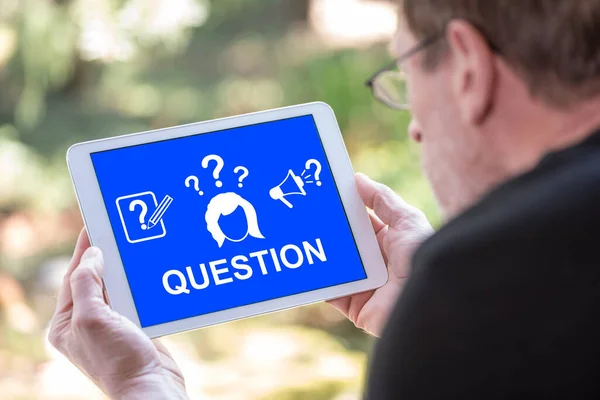 Tablet Screen Displaying Question Concept — Stockfoto