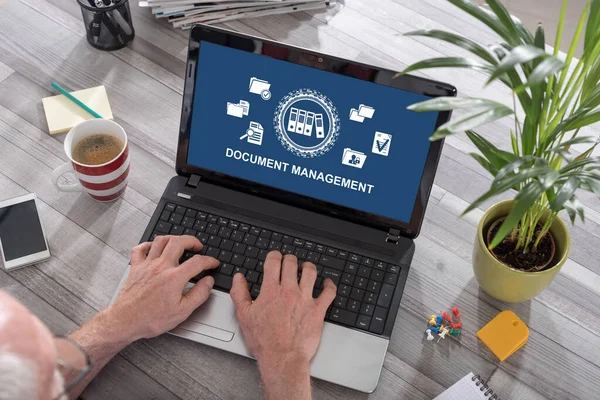 Man Using Laptop Document Management Concept Screen — ストック写真