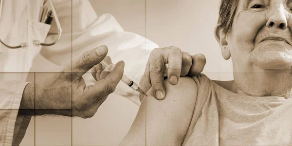 Doctor Giving Injection Senior Woman Geometric Pattern — Foto de Stock