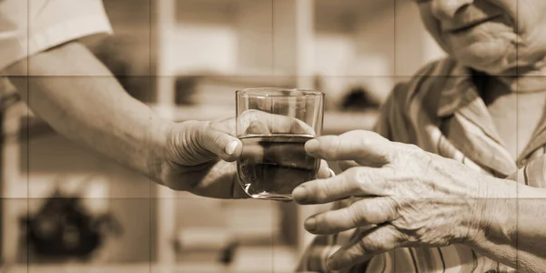 Nurse Giving Glass Water Elderly Woman Geometric Pattern — Foto de Stock