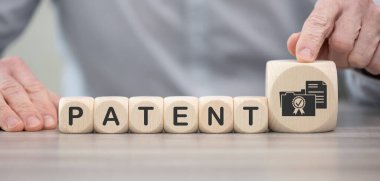 Patent kavramının sembolü olan tahta bloklar