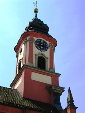 kilise kulesi
