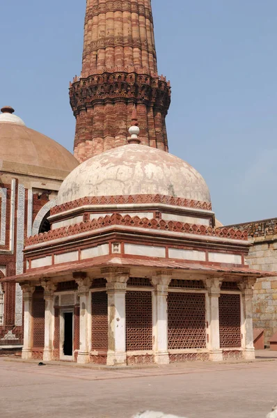 Qutub Minar Built 1235 Delhi Sultanate Qutub Minar Unesco World — 图库照片