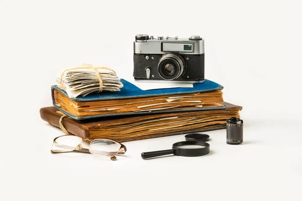 Albums Old Family Photographs Camera White Background — Stock Photo, Image