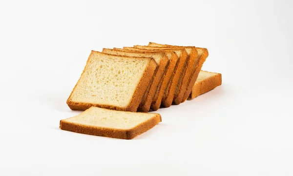 Свежий Белый Пшеничный Нарезанный Хлеб Белом Фоне — стоковое фото