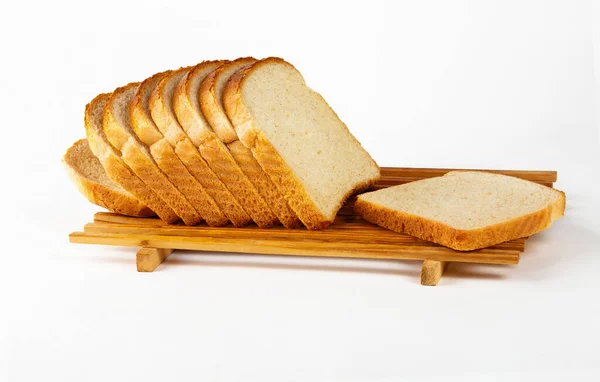 Slicing White Wheat Bread Pallet White Background — Stock Photo, Image