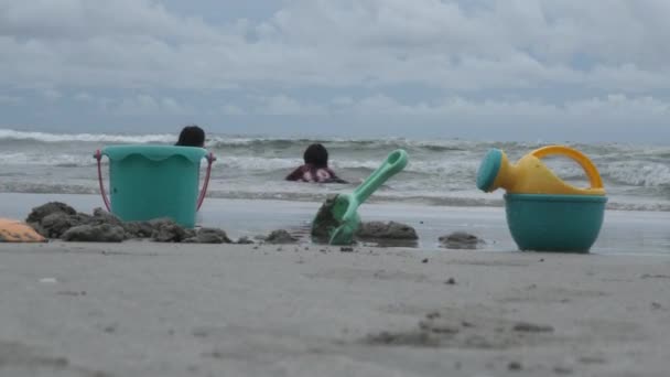 Cute Little Sisters Playing Sand Beach Summer Holidays Children Building — 비디오