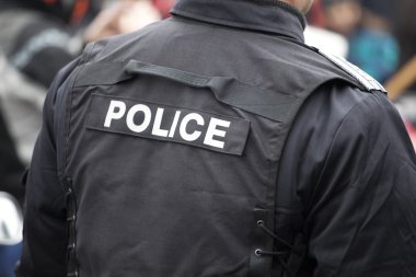 bir polis memurunu detay
