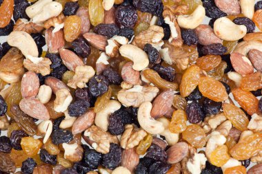 Karışık fındık ve kuru üzüm