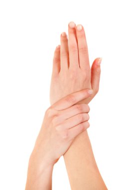 güzel kadının ellerini beyaz zemin üzerine izole.