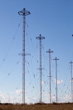 askeri iletişim direkleri