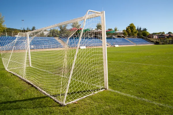 Calcio netto porta calcio verde erba — Foto Stock