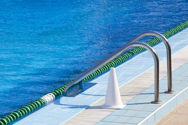 Swimming pool ladder — Stock Photo, Image