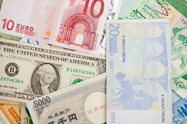 Verschillende bankbiljetten, geld achtergrond — Stockfoto