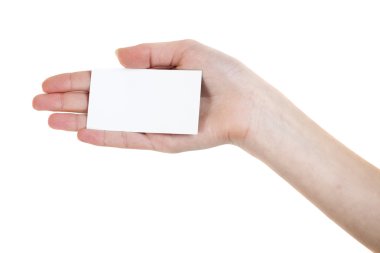 Beyaz arka plan üzerinde izole kadın elinde kart