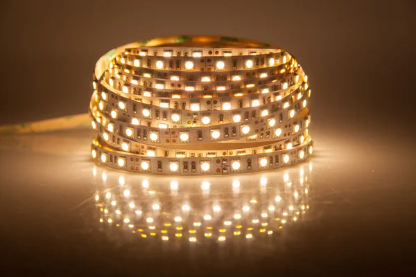 Leuchtende LED-Girlande, Streifen — Stockfoto