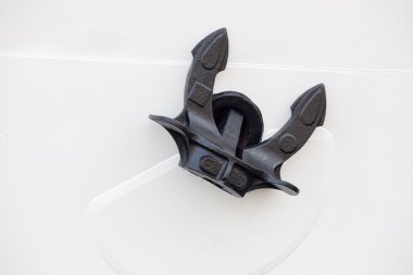 siyah demir eski tekne