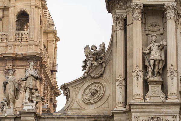 Detalj av domkyrkan kyrkan saint Mary i murcia, större stad i sydöstra Spanien — Stockfoto