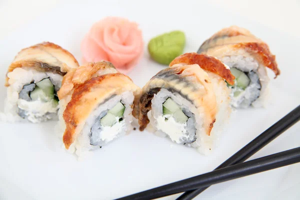Eel sushi.  Traditional japanese sushi rolls — Stock Photo, Image