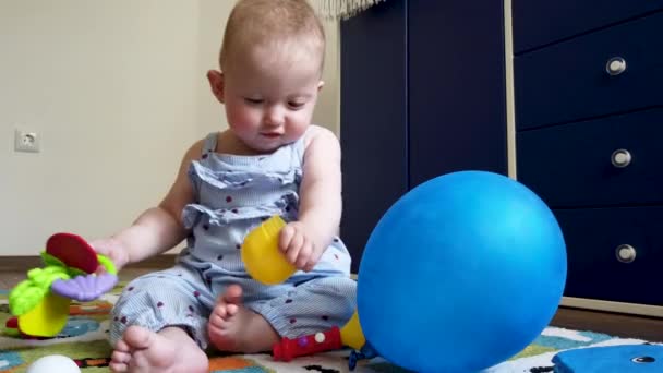 Little Baby Girl Playing Toys Floor Home — Stock videók