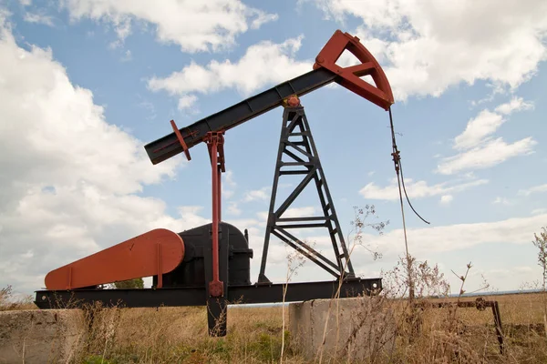 Oil Pump Cloudy Sky — Stock Photo, Image