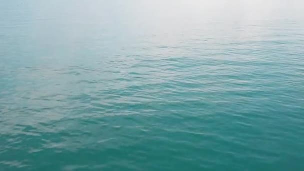 Vôo Vídeo Sobre Oceano Mar Perto Água — Vídeo de Stock