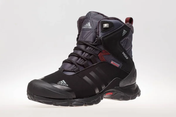 Varna Bulgarien Oktober 2016 Adidas Winterschuh Produktschuss Adidas Ist Ein — Stockfoto