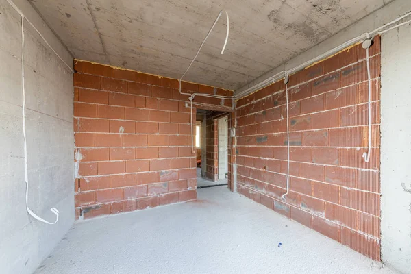 Quarto Inacabado Interior Edifício Construção Paredes Vermelhas Tijolo Nova Casa — Fotografia de Stock