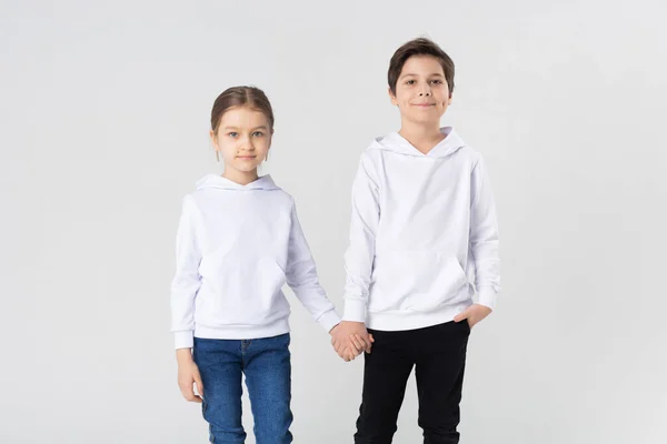 Deux Enfants Sweat Capuche Blanc Maquette — Photo