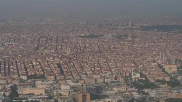 Vista para a cidade de Istambul a partir de aeronaves durante a decolagem. — Vídeo de Stock