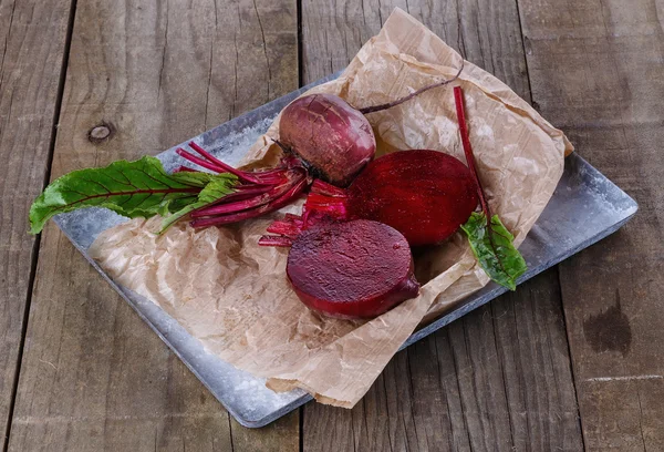 Organic beetroot on a rustic wooden background — Stock Photo, Image