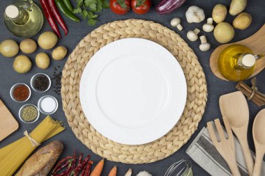 Yemek ve yemek konsepti. Organik İçindekiler üst görünüm ve boşluk kopyala.