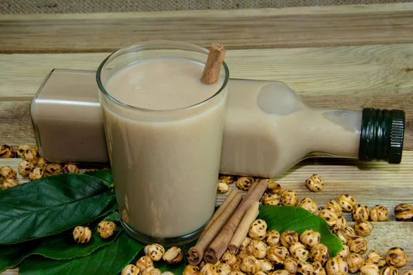 Bebidas deliciosas calientes a Boza — Foto de Stock