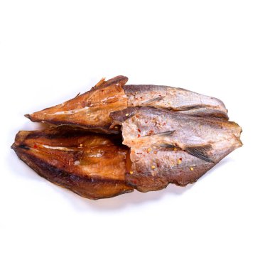 Beyaz arka planda kurutulmuş balık. Yüksek kalite fotoğraf