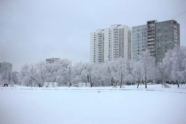 Cloudy Winter Day Snow Moscow District Multi Storey Apartment Buildings — Fotografia de Stock